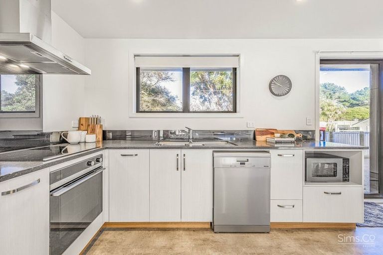 Photo of property in 25a Mosston Road, Castlecliff, Whanganui, 4501