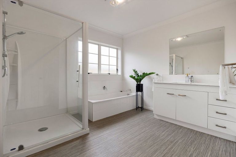 Photo of property in 7 Reynolds Drive, Glenview, Hamilton, 3206