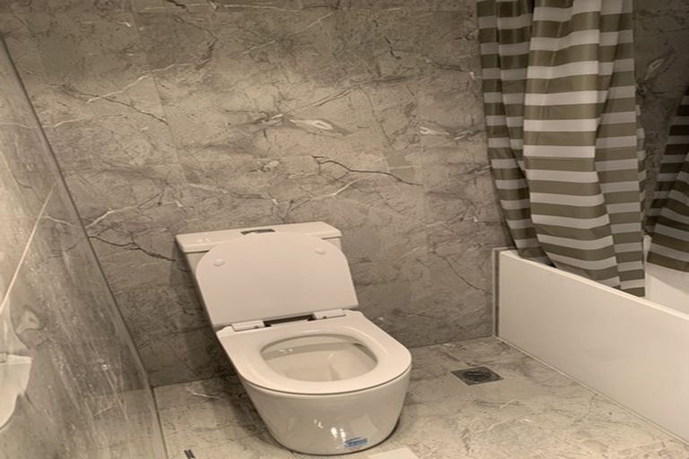 Photo of property in 45 Makora Road, Massey, Auckland, 0614