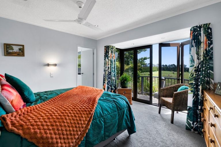 Photo of property in 2 Waireka Road, Omata, New Plymouth, 4374