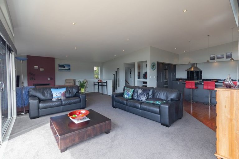 Photo of property in 133 Pacific View Drive, Whangamata, 3620