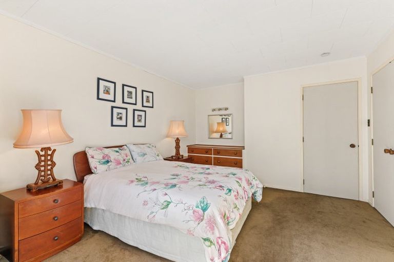 Photo of property in 9 Falls View Road, Haruru, 0204