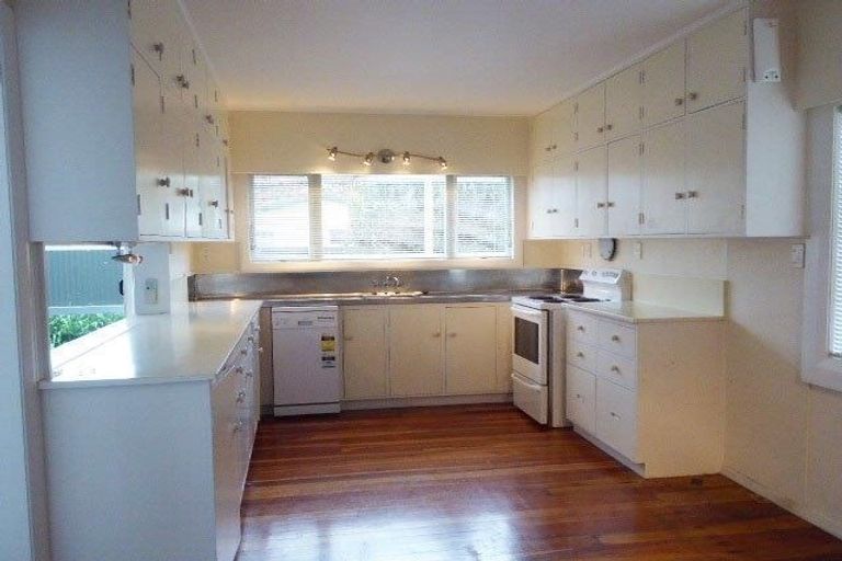 Photo of property in 86 Pharazyn Street, Melling, Lower Hutt, 5010