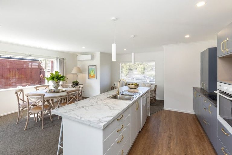 Photo of property in 21 Puhara Avenue, Parklands, Christchurch, 8083