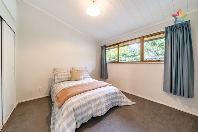 Photo of property in 106 Cambridge Terrace, Fairfield, Lower Hutt, 5011
