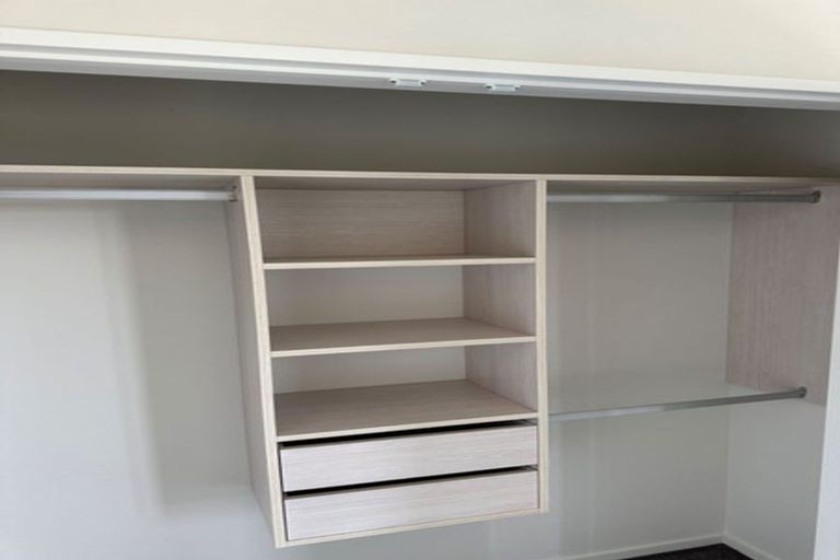 Photo of property in 6 Rorotu Avenue, Karaka, 2113