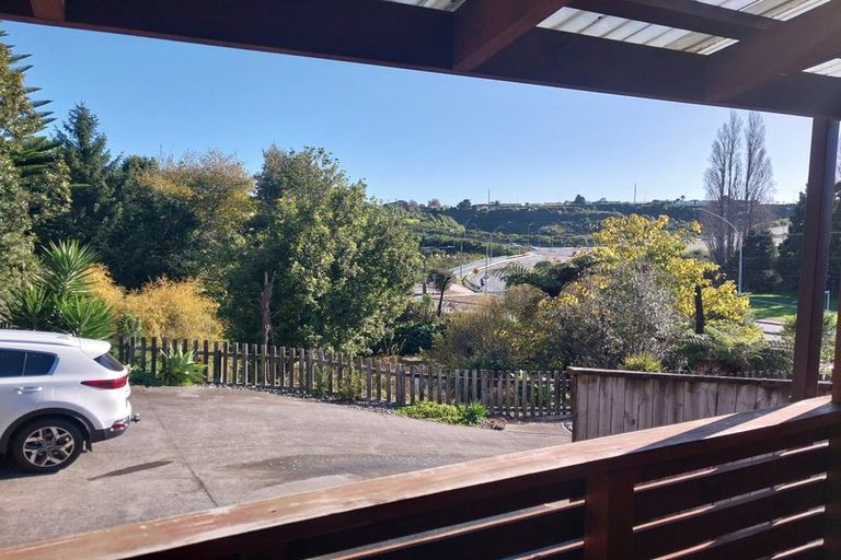 Photo of property in 52 Welcome Bay Road, Welcome Bay, Tauranga, 3112