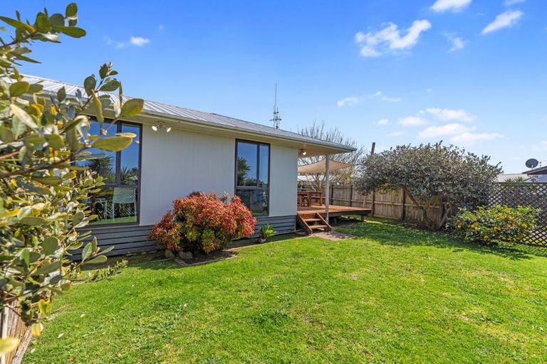Photo of property in 5 Longstead Avenue, Papamoa Beach, Papamoa, 3118