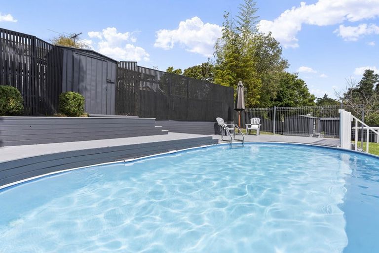 Photo of property in 46b Captain Scott Road, Glen Eden, Auckland, 0602