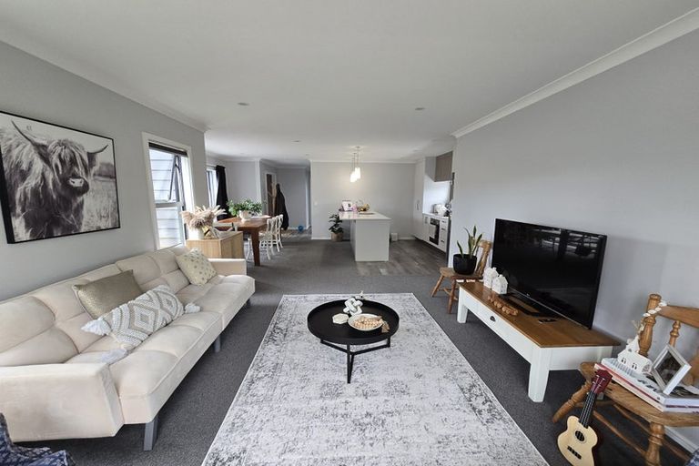 Photo of property in 166 John Burke Drive, Aotea, Porirua, 5024