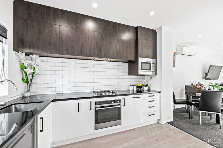 Photo of property in 15 Aston Crescent, Wallaceville, Upper Hutt, 5018