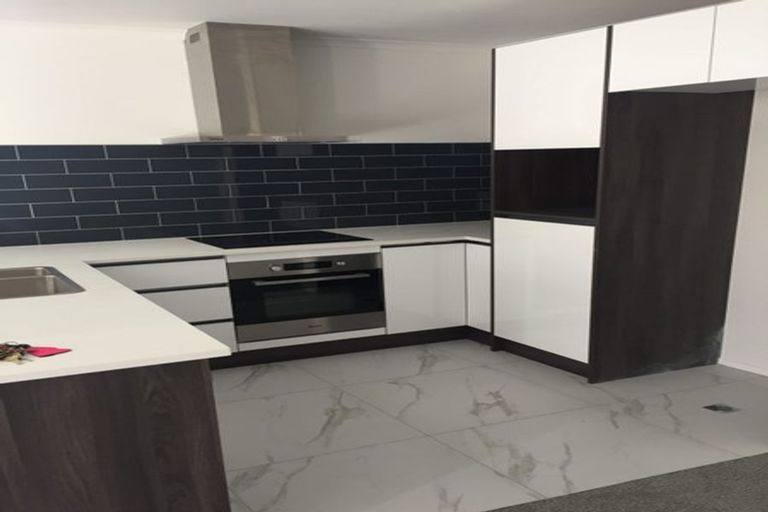 Photo of property in 12u3 Scotland Place, Hillcrest, Hamilton, 3216