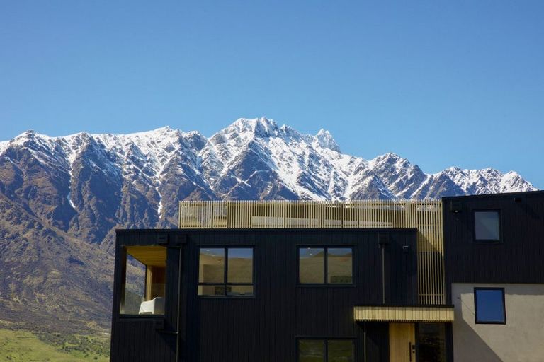 Photo of property in 11 William Rees Place, Kawarau Falls, Queenstown, 9300