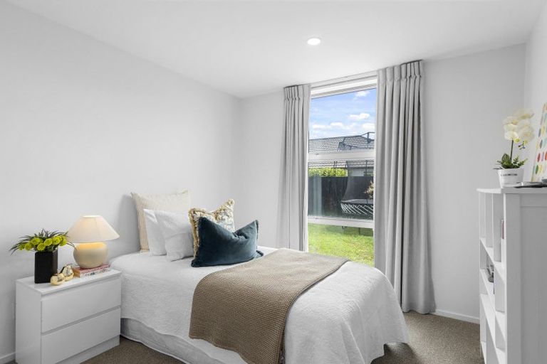 Photo of property in 19 Prebblewood Drive, Prebbleton, 7604