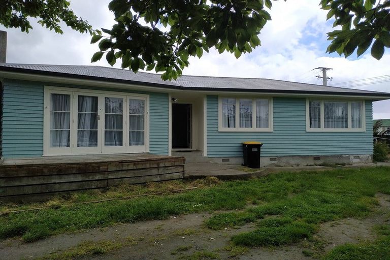 Photo of property in 75 Cameron Crescent, Masterton, 5810
