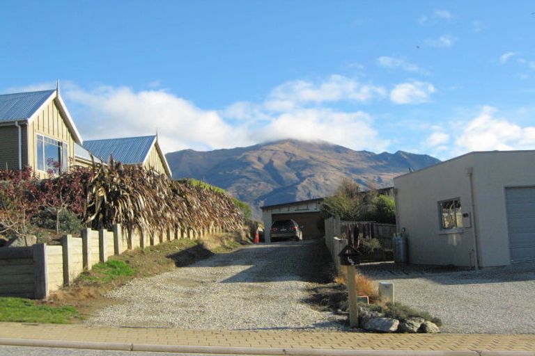 Photo of property in 102 Kings Drive, Wanaka, 9305