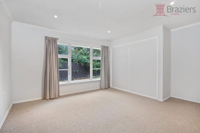 Photo of property in 33a Garreg Road, Fendalton, Christchurch, 8052