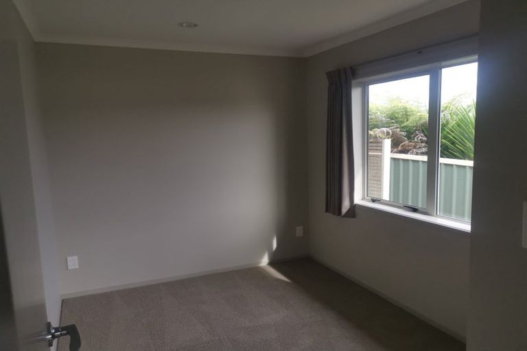 Photo of property in 8unit Village Place, Tuakau, 2121