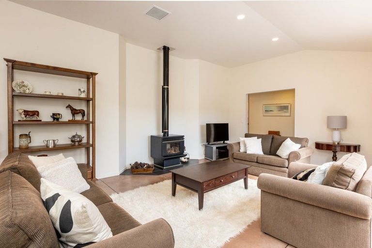 Photo of property in 29 Pukekura Place, Taradale, Napier, 4112