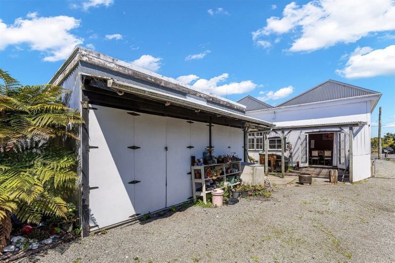 Photo of property in 89 Derby Street, Westport, 7825