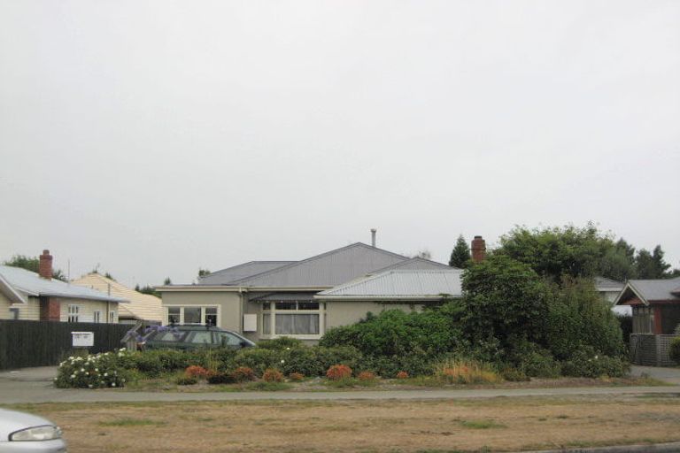 Photo of property in 17 Hoon Hay Road, Hoon Hay, Christchurch, 8025