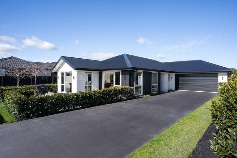 Photo of property in 8 Terrier Lane, Halswell, Christchurch, 8025