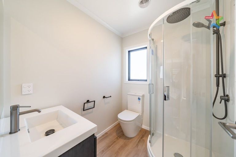 Photo of property in 3/1 Helvetia Grove, Naenae, Lower Hutt, 5011