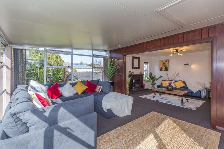 Photo of property in 21 Gordon Place, Levin, 5510