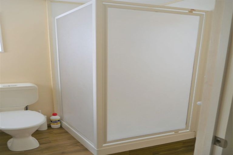 Photo of property in 16 Orewa Heights Crescent, Orewa, 0931