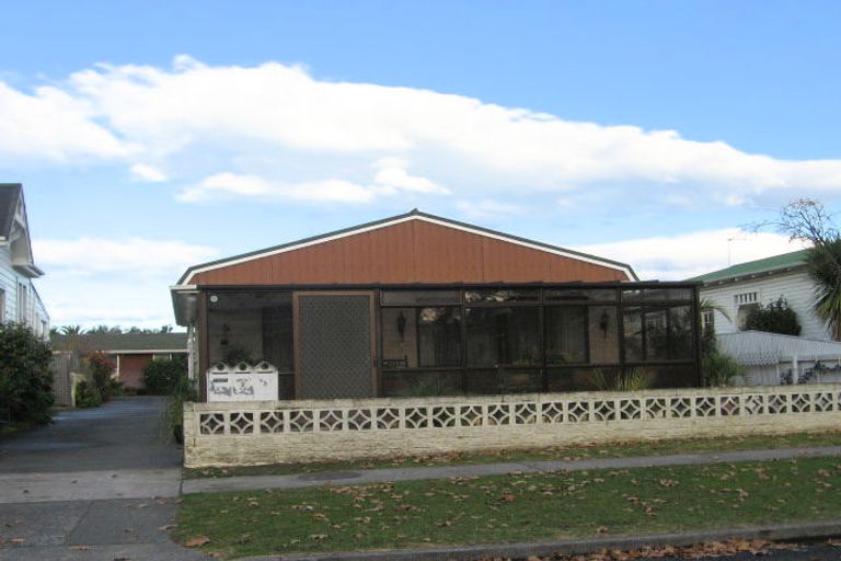 Photo of property in 11 Shamrock Street, Napier South, Napier, 4110