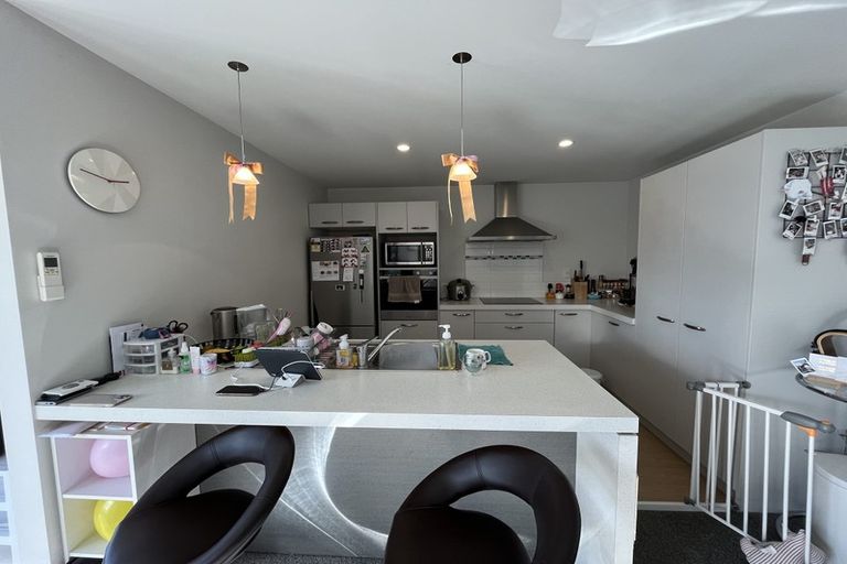 Photo of property in 11 Tangy Loch Lane, Broomfield, Christchurch, 8042