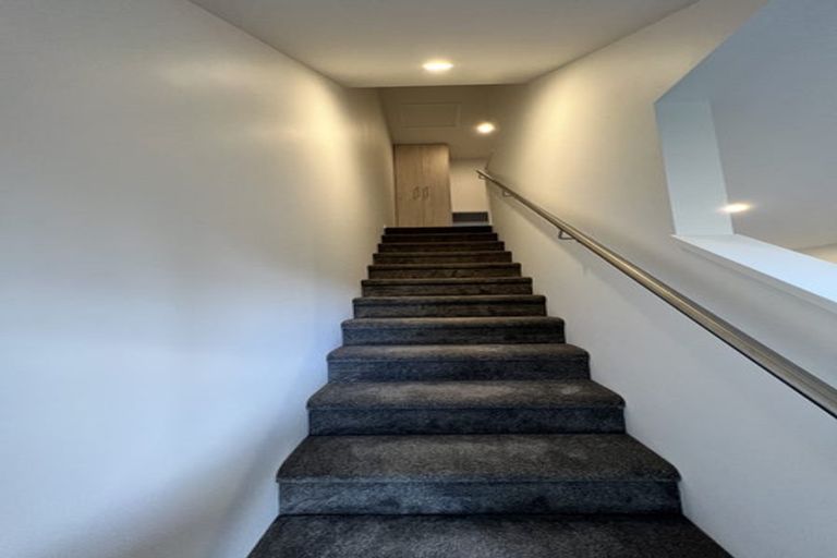 Photo of property in 10/170 Don Buck Road, Massey, Auckland, 0614