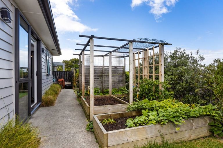 Photo of property in 69 Harvest Avenue, Orewa, 0931