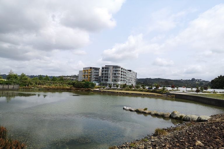 Photo of property in 604/27 Don Mckinnon Drive, Albany, Auckland, 0632