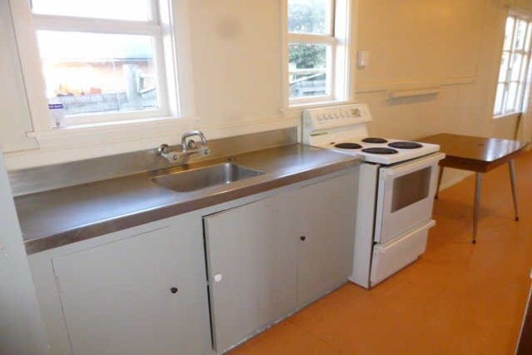 Photo of property in 8 Karamu Street, Upper Riccarton, Christchurch, 8041