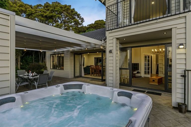 Photo of property in 251 Kaipara Road, Papakura, 2582