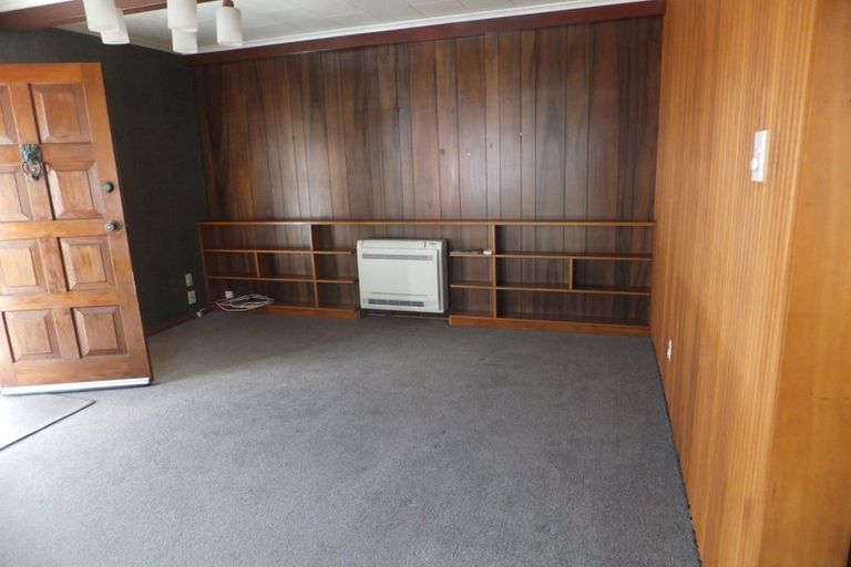 Photo of property in 2/184 Centaurus Road, Saint Martins, Christchurch, 8022