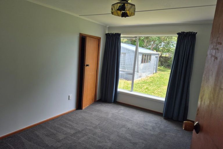 Photo of property in 10 Heather Place, Mairehau, Christchurch, 8052