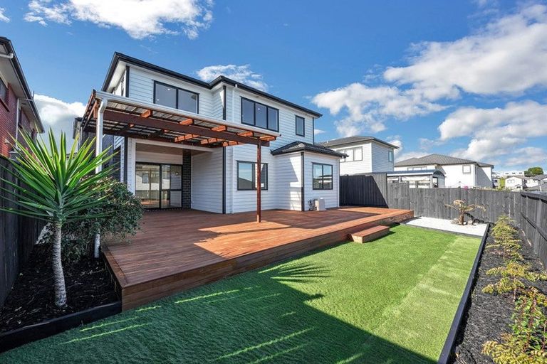Photo of property in 13 Hermes Road, Flat Bush, Auckland, 2019
