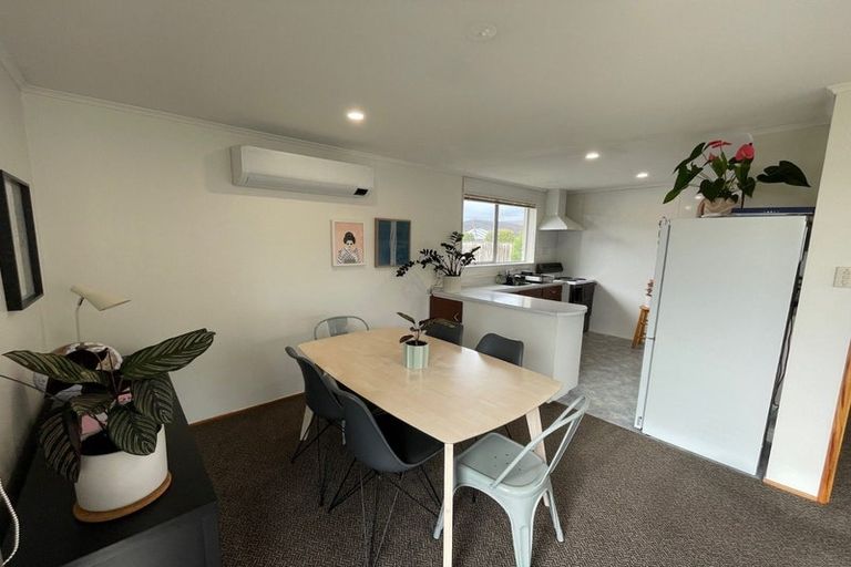 Photo of property in 4/50 Paynters Avenue, Strandon, New Plymouth, 4312