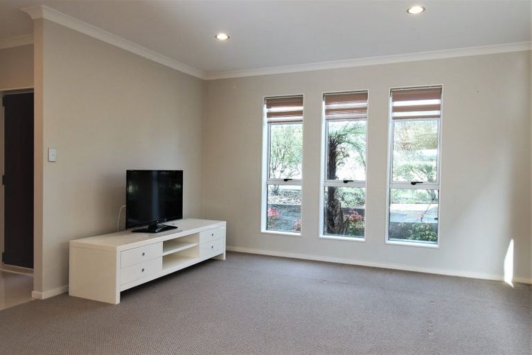 Photo of property in 12 Conti Drive, Flat Bush, Auckland, 2019