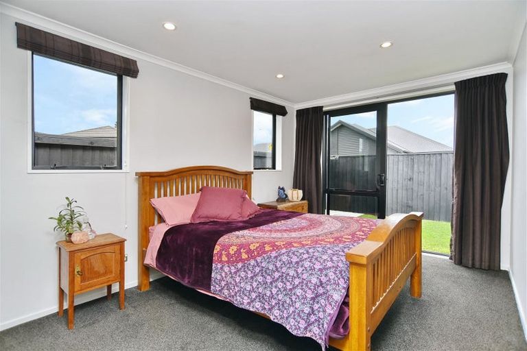 Photo of property in 5 Peak Crescent, Kaiapoi, 7630