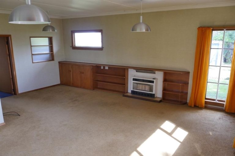 Photo of property in 51 Union Street, Hawera, 4610