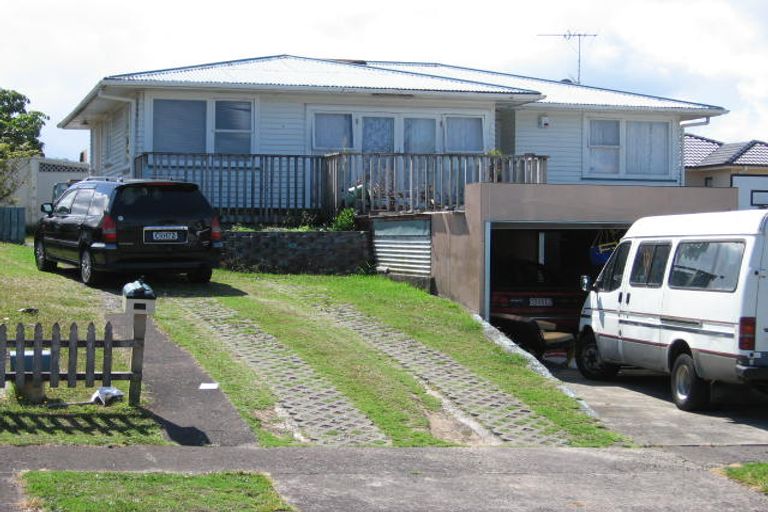 Photo of property in 14 Reiman Street, New Lynn, Auckland, 0600
