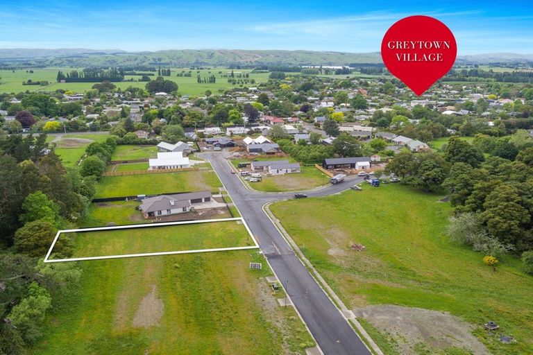 Photo of property in 26 Orchard Road, Greytown, 5712