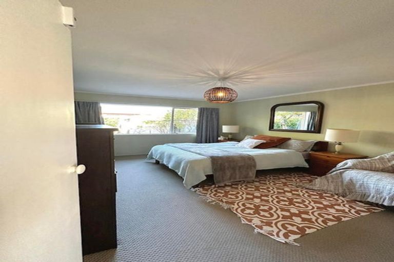 Photo of property in 2/21 Latham Avenue, Pakuranga, Auckland, 2010