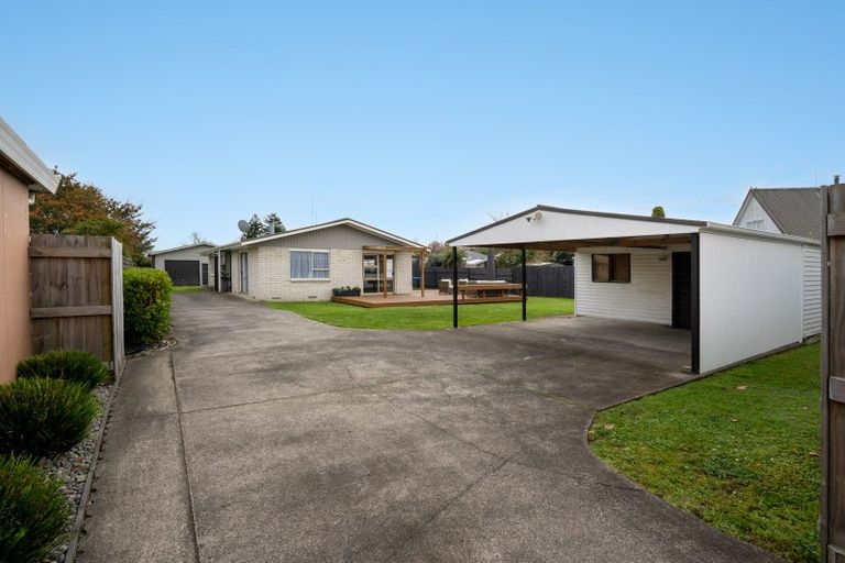 Photo of property in 317 Shakespeare Street, Leamington, Cambridge, 3432
