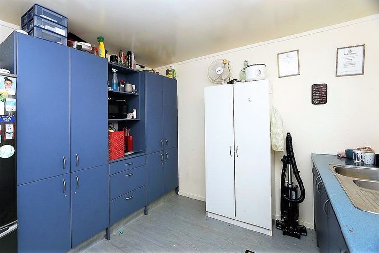 Photo of property in 27 Kamahi Avenue, Hawera, 4610