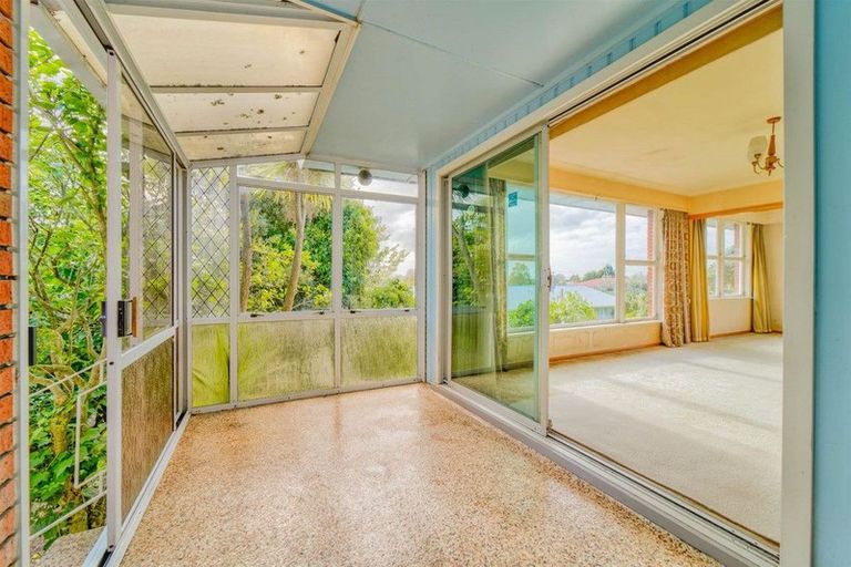 Photo of property in 253 Cambridge Road, Hillcrest, Hamilton, 3216