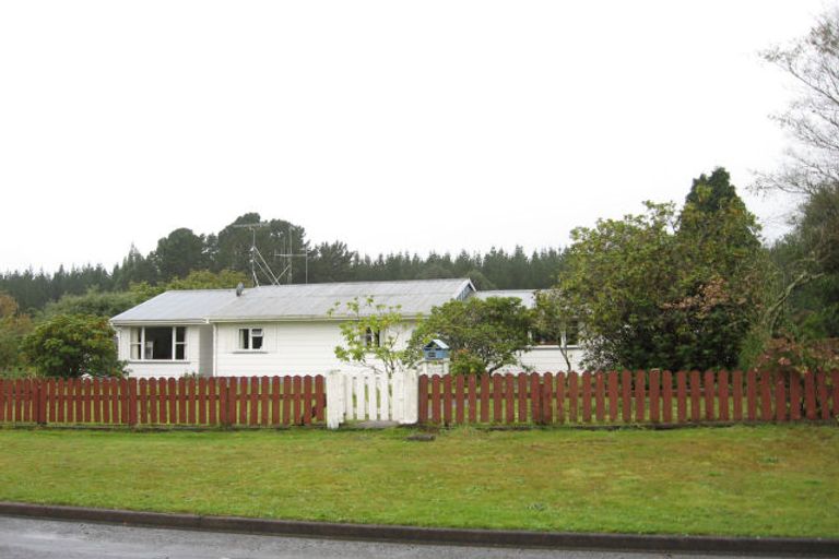 Photo of property in 38 Dumfries Road, Tokoroa, 3420